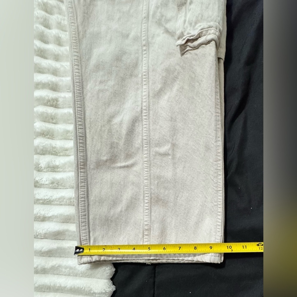 Abercrombie & Fitch Women Cream Curve Love Cotton Cargo
Pants Size 33/16L27Long - Picture 9 of 11